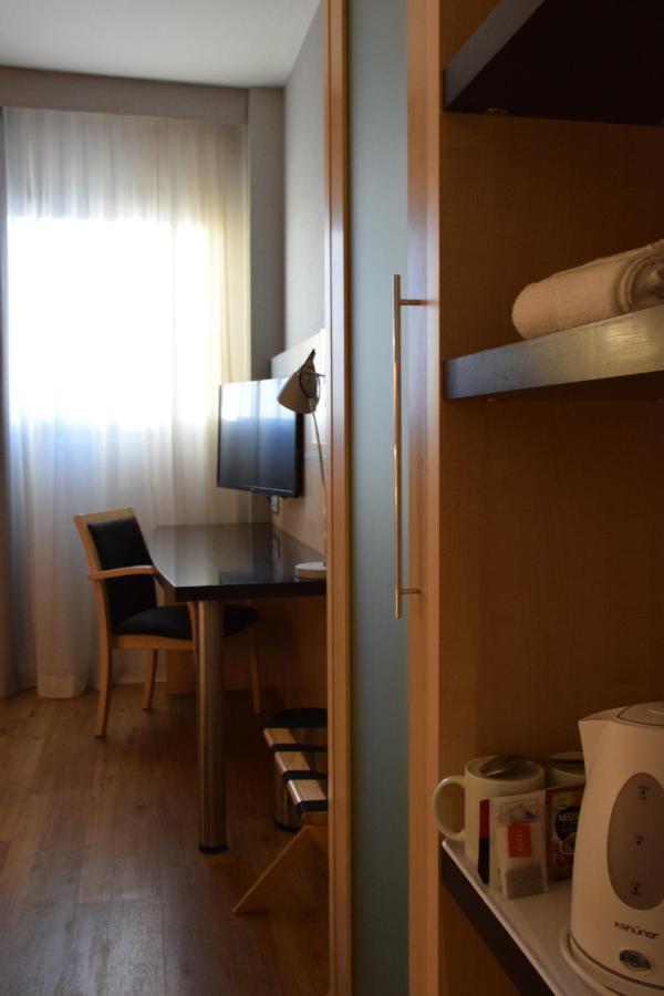 Hotel Holiday Inn Express Madrid-Rivas By Ihg Eksteriør billede